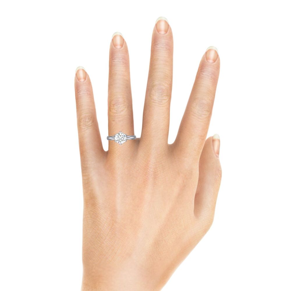 Aurelia Solitaire Ring